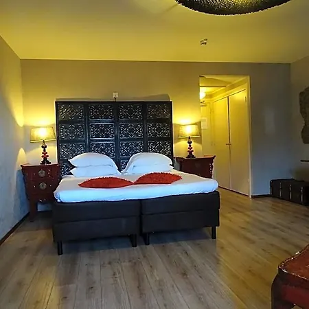 Augusta Hotel