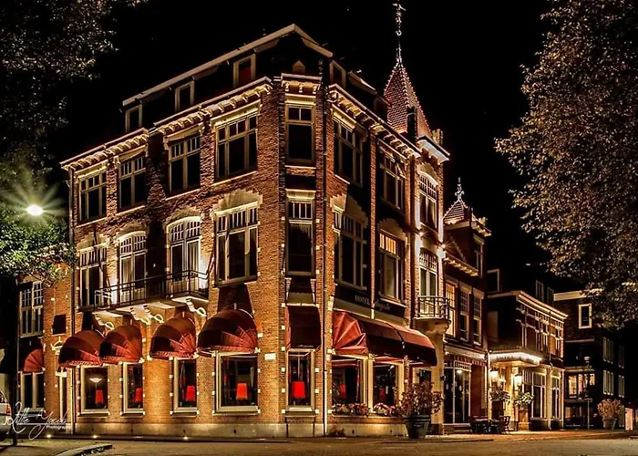 Augusta 3* 에이모이덴